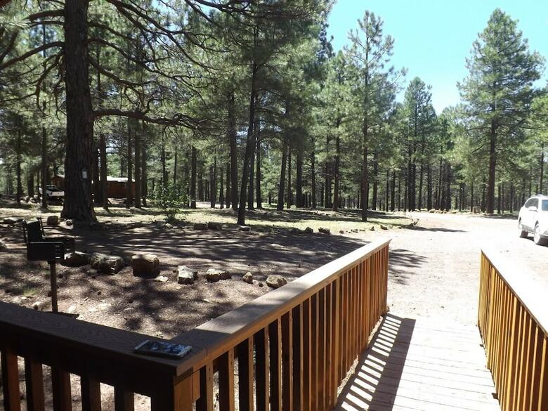 Arizona Mountain Inn And Cabins