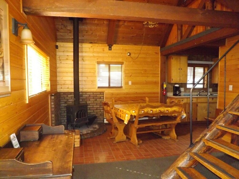 Arizona Mountain Inn And Cabins