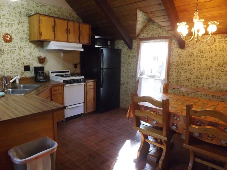 Arizona Mountain Inn And Cabins