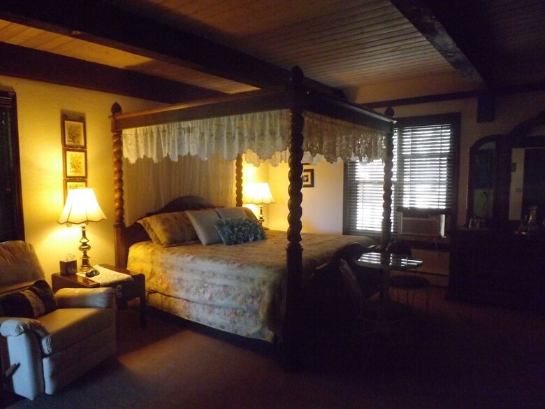 Arizona Mountain Inn And Cabins