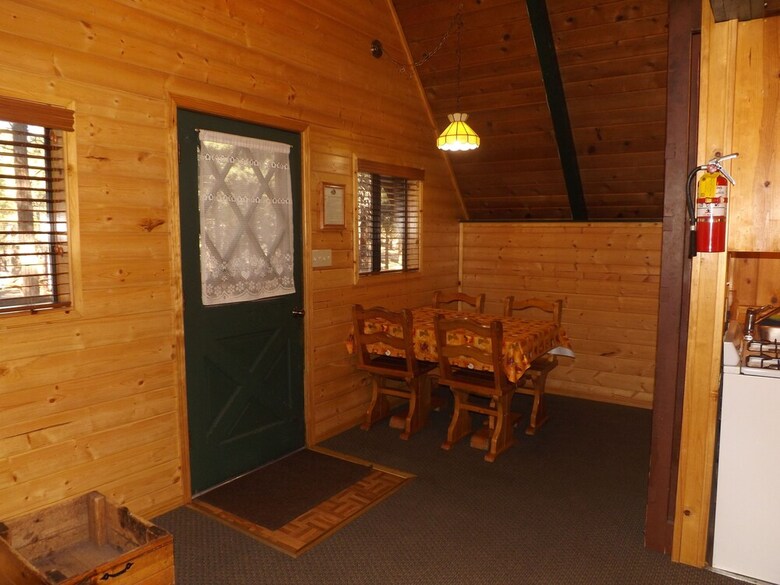 Arizona Mountain Inn And Cabins