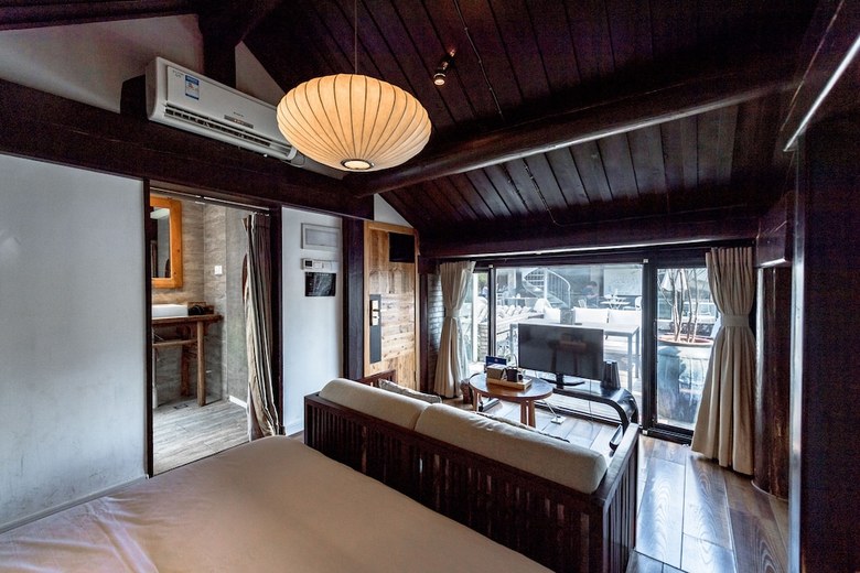 Puremind Lezai Boutique Courtyard Hotel