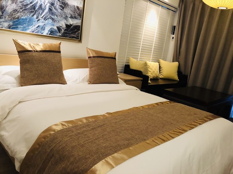 Puremind Lezai Boutique Courtyard Hotel