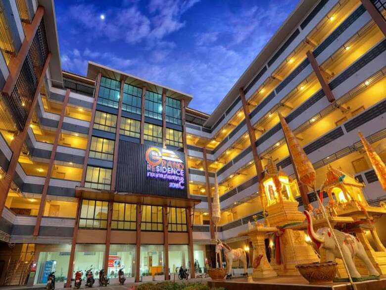 Hotel The Grand Residence