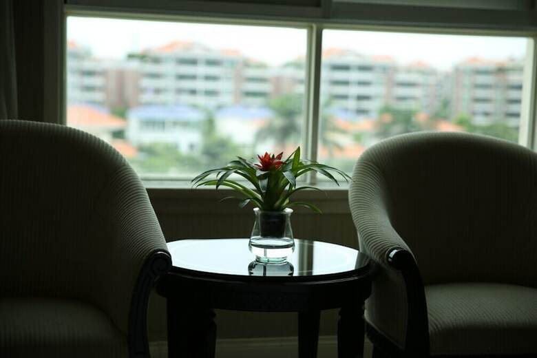 Country Garden Flower City Hotel