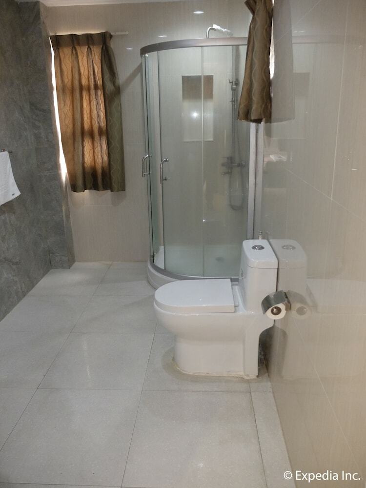 Imerex Plaza Hotel