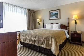 Hotel Quality Inn & Suites