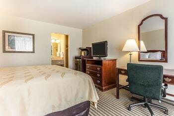Hotel Quality Inn & Suites