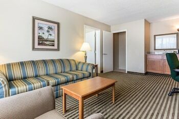 Hotel Quality Inn & Suites
