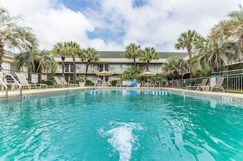 Hotel Quality Inn & Suites