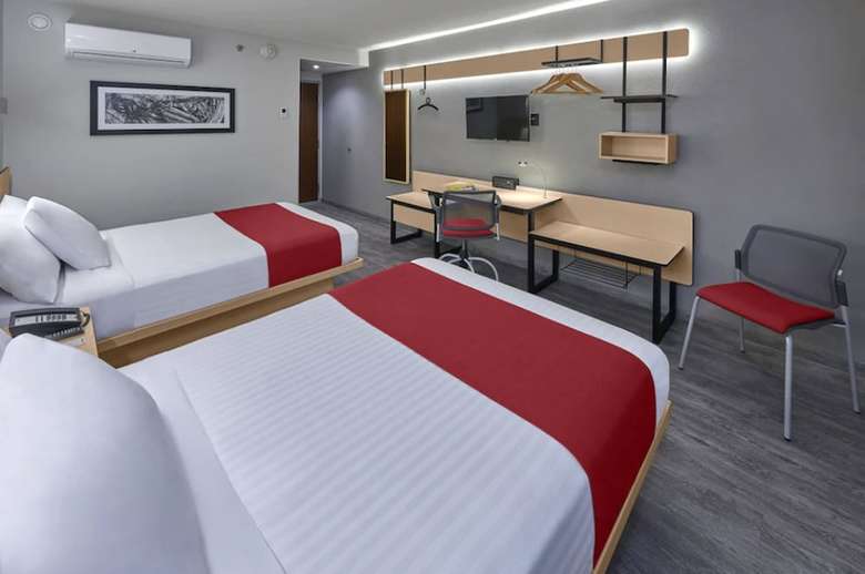 Hotel City Express Zamora