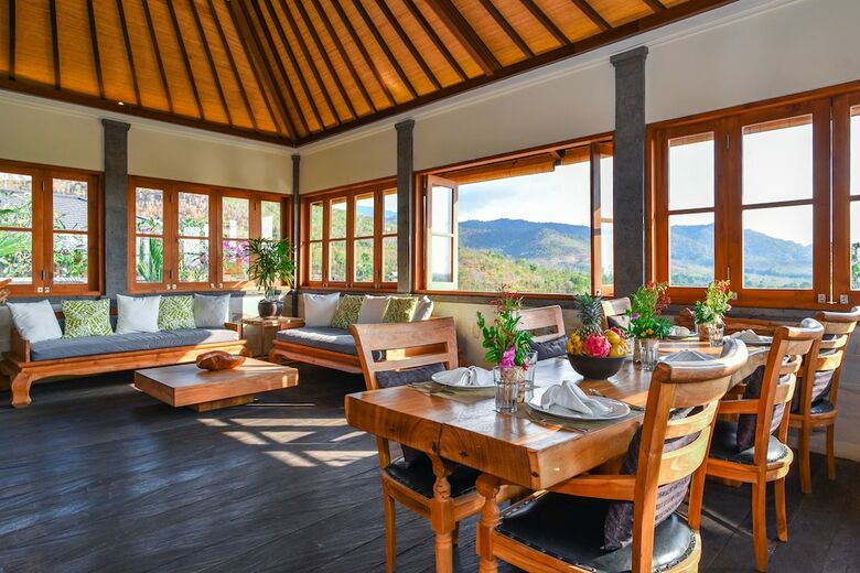 Sumberkima Hill Private Villa Retreat
