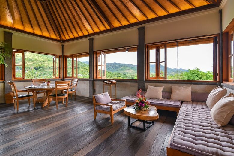 Sumberkima Hill Private Villa Retreat