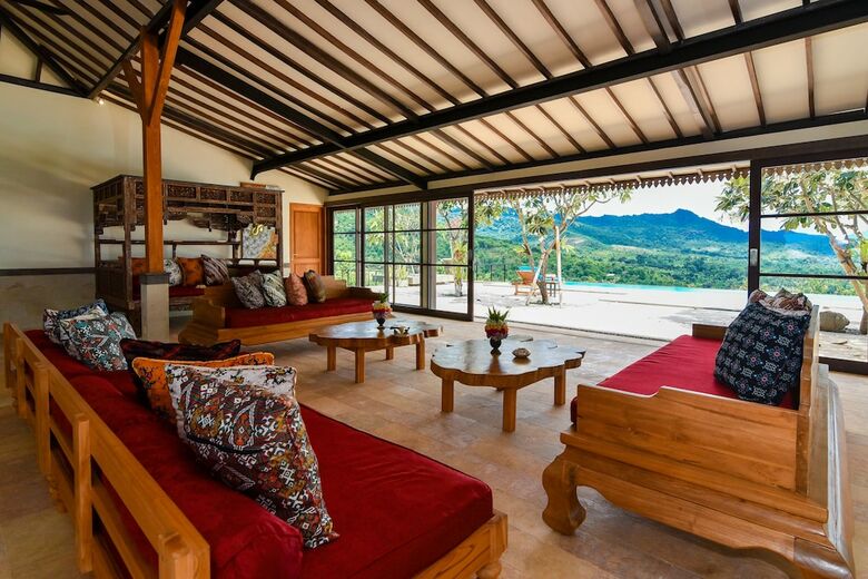 Sumberkima Hill Private Villa Retreat