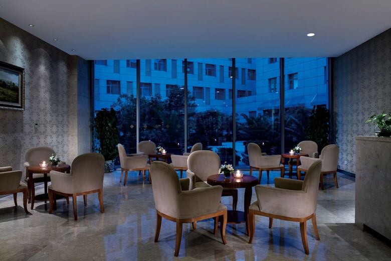 Nanjing Expo Center Hotel
