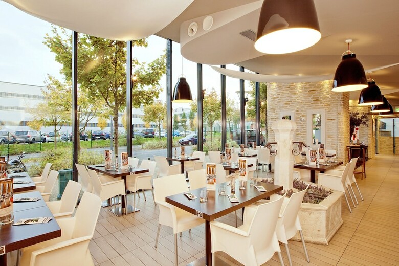 Residhome Appart Hotel Paris-massy