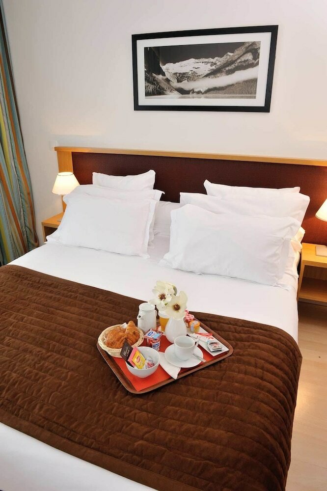 Residhome Appart Hotel Paris-massy