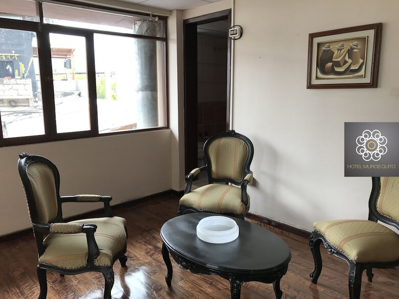 Hotel Muros Quito