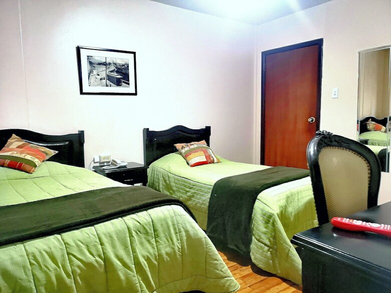 Hotel Muros Quito