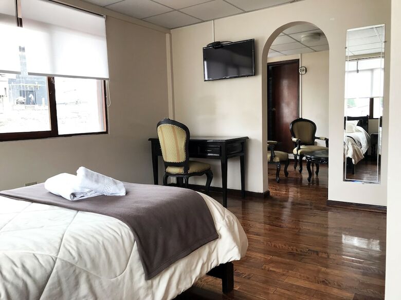 Hotel Muros Quito