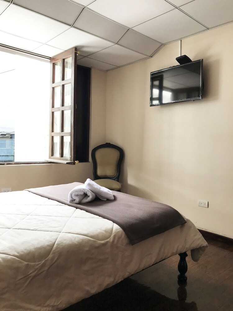 Hotel Muros Quito