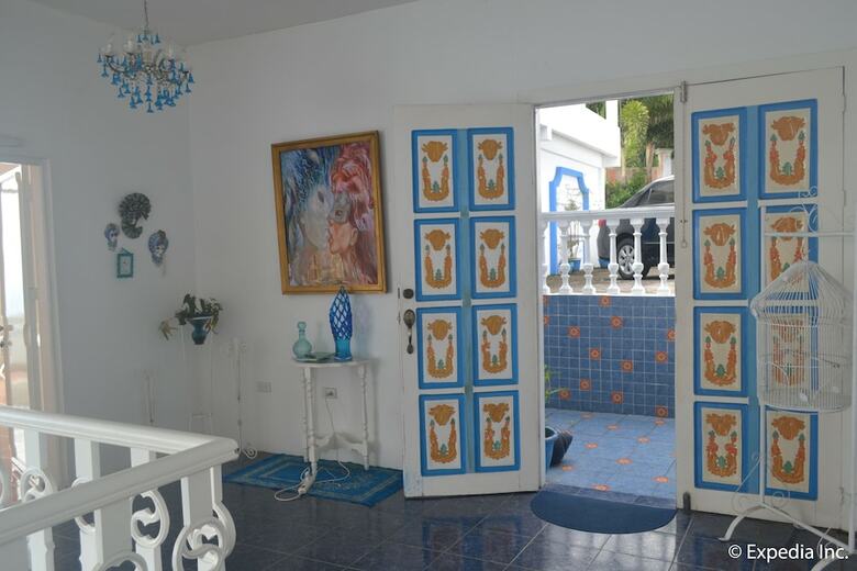Bed & Breakfast Costiera Fermiliana Tagaytay
