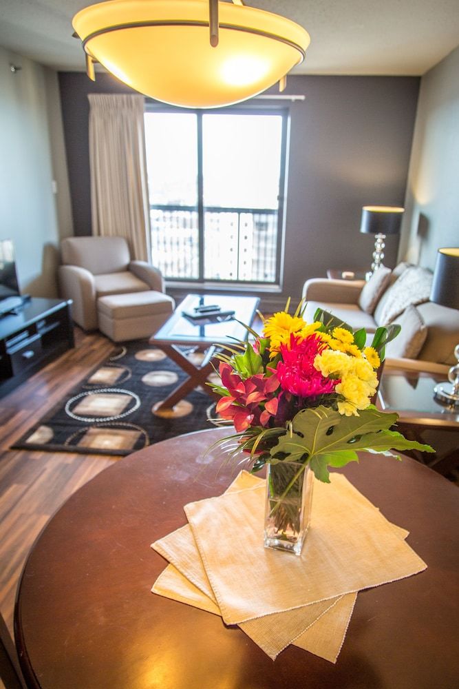 Apartamentos Obasa Suites Saskatoon