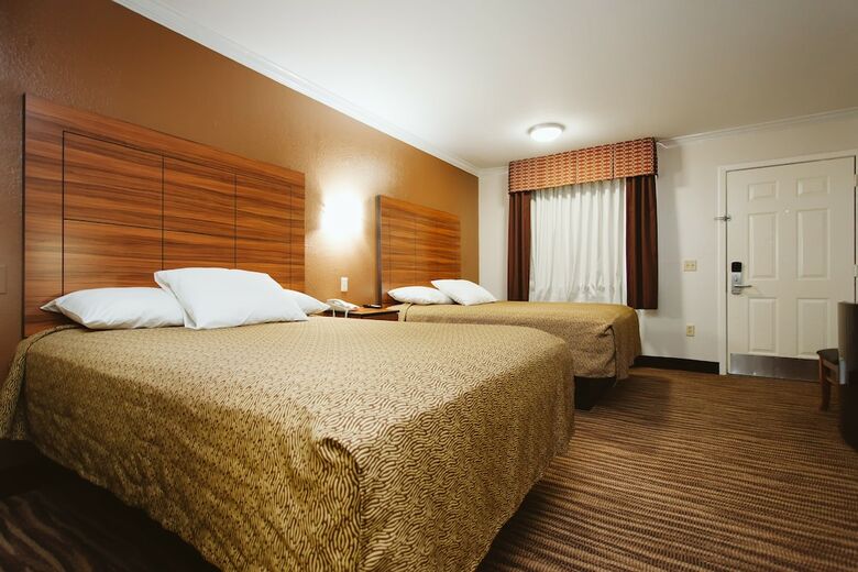 Motel Palace Inn Wayside