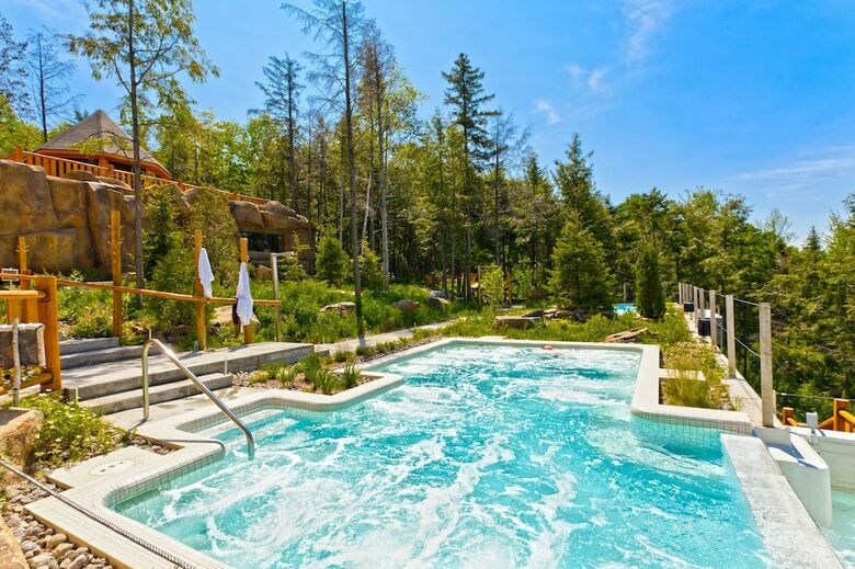 Hotel H�tel Sacacomie