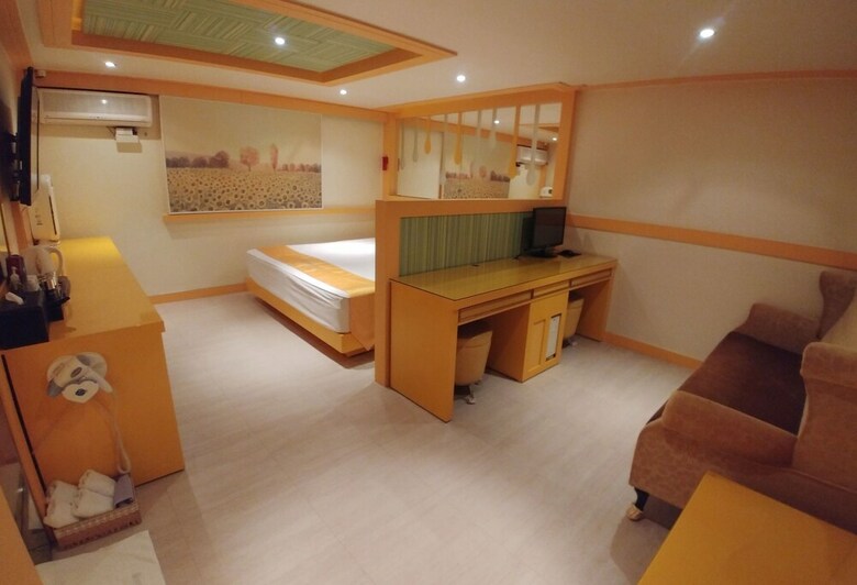 Hotel V1 Motel