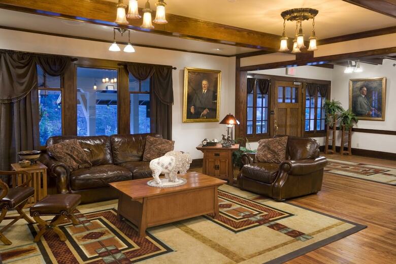 Apartamento State Game Lodge At Custer State Park Resort