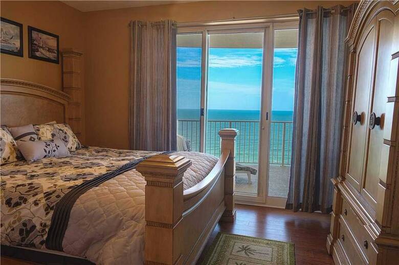 Twin Palms By Royal American Beach Getaways