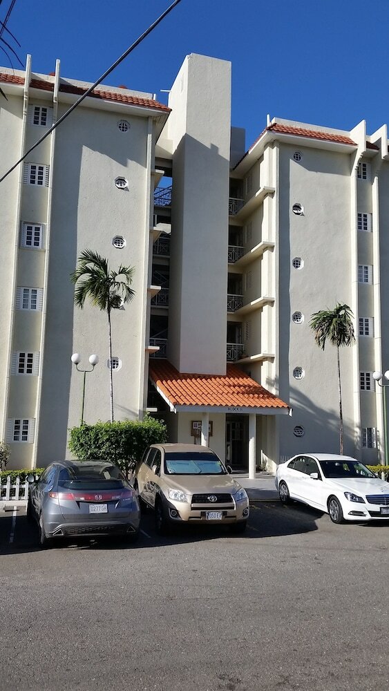 Apartamentos Oasis At Oaklands