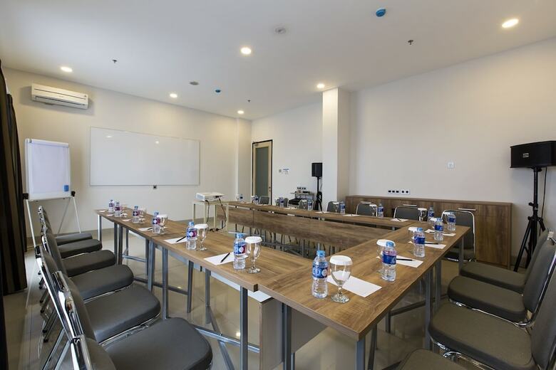 Hotel Sparks Odeon Sukabumi