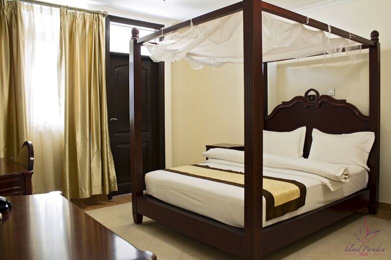 Hotel Island Paradise Inn