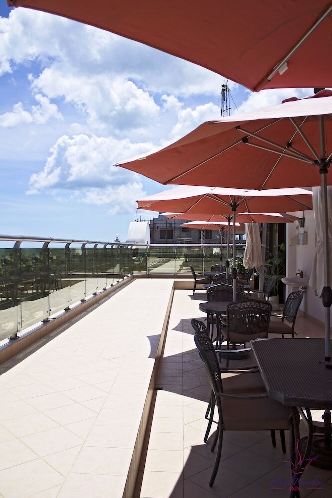 Hotel Island Paradise Inn