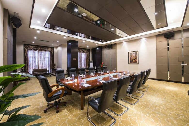 Country Garden Phoenix Hotel Haicheng