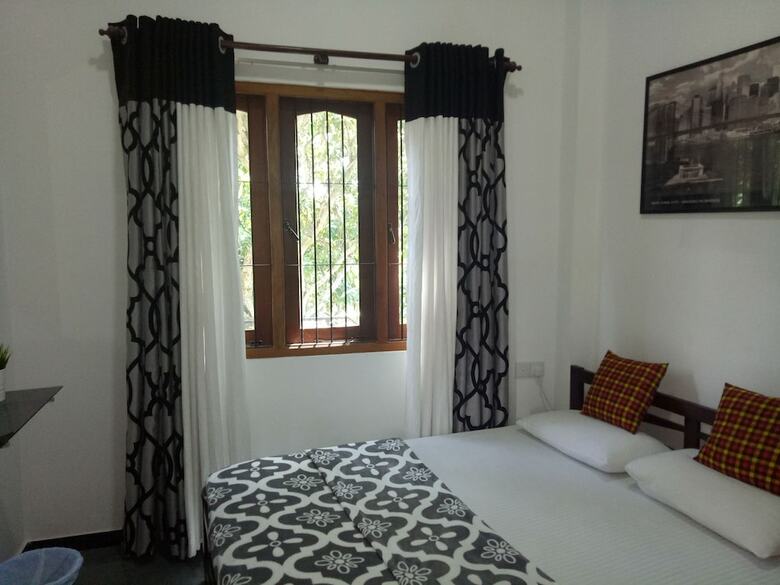 Bed & Breakfast House Of Seya