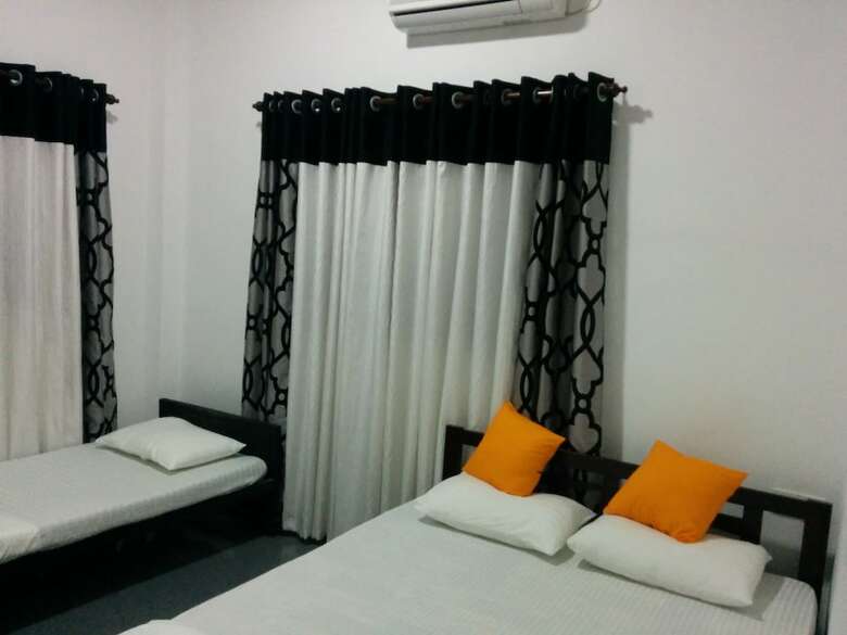 Bed & Breakfast House Of Seya