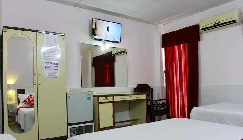 Hotel Quang Guest House