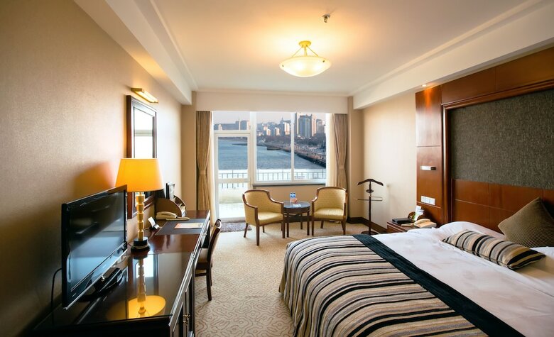 Yantai Golden Gulf Hotel