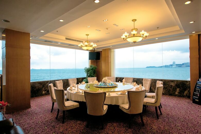 Yantai Golden Gulf Hotel