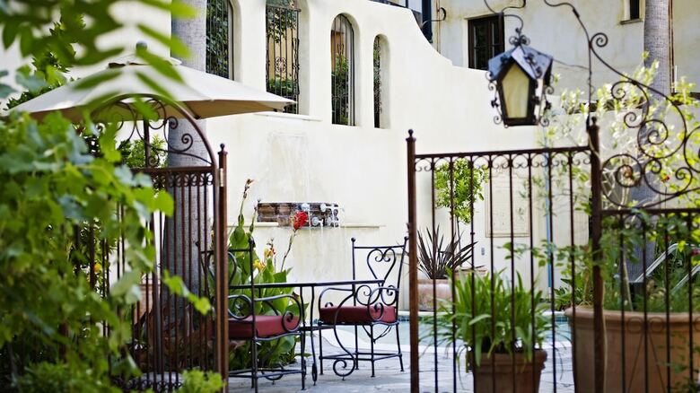 Hotel Kenwood Inn And Spa