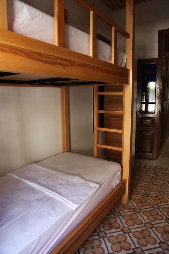 Hostal Fi Hostel
