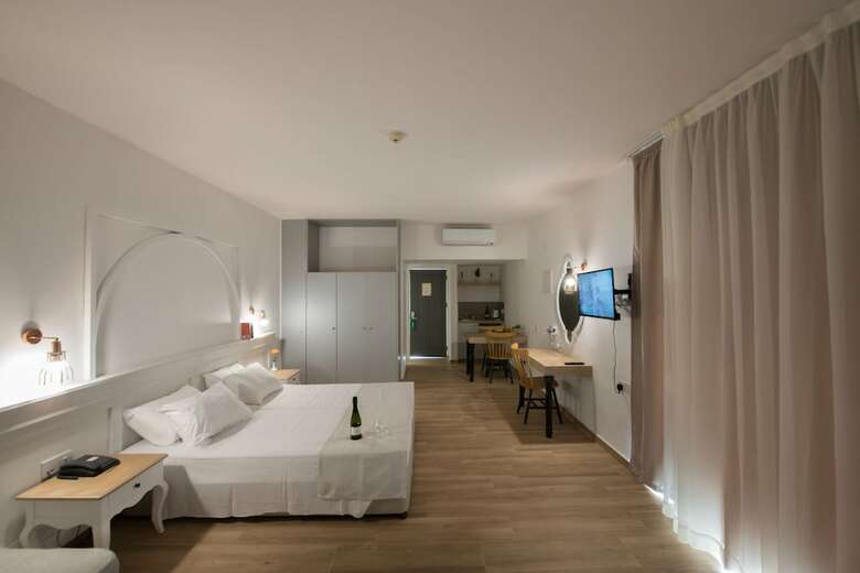 Hotel Akteon Holiday Village