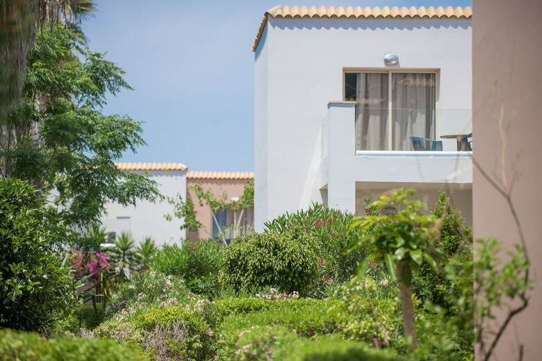 Hotel Akteon Holiday Village
