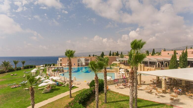 Hotel Akteon Holiday Village