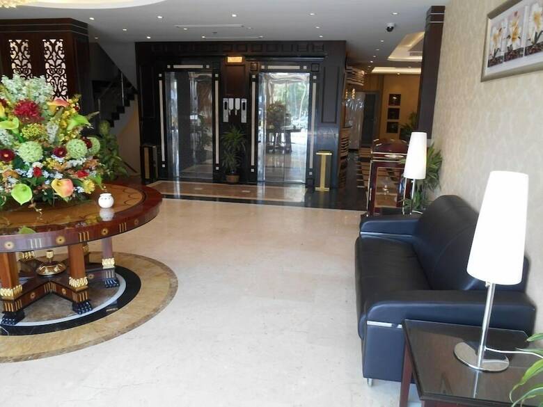 Hotel Julanar Alsharq Suites