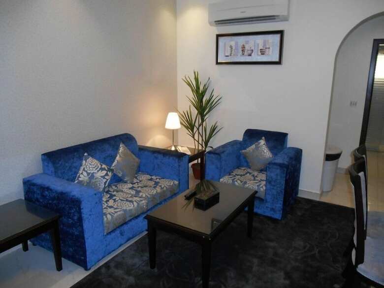 Hotel Julanar Alsharq Suites