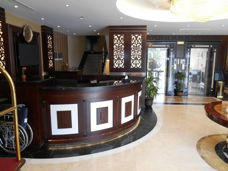 Hotel Julanar Alsharq Suites